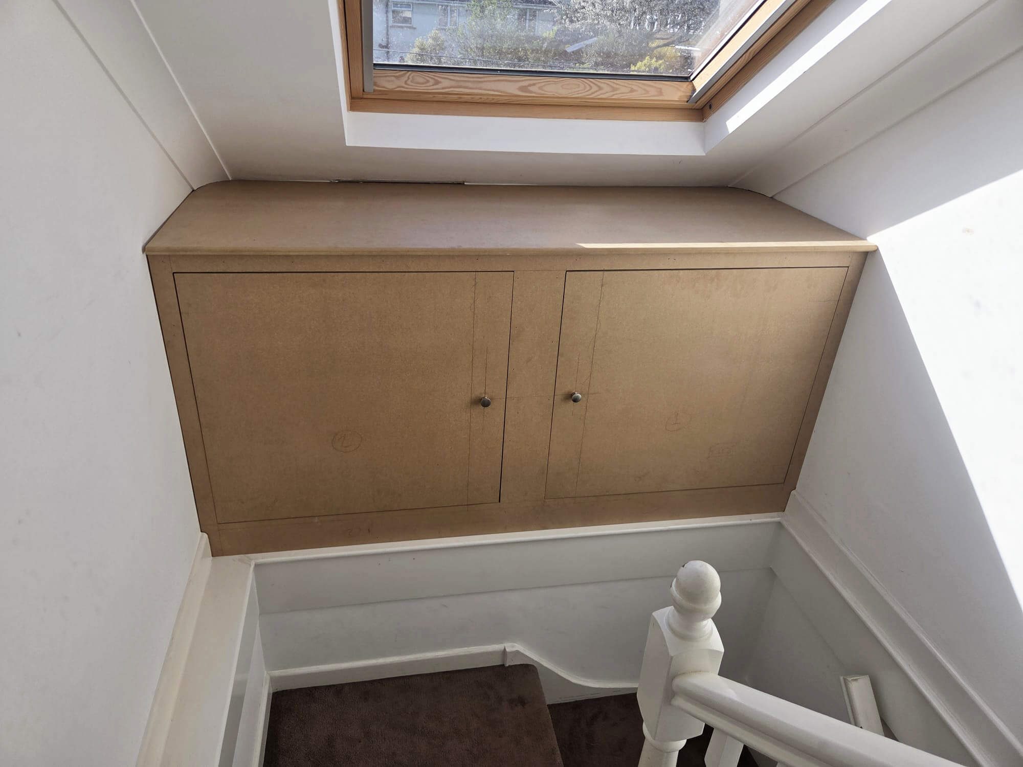 Photo  of fitted bespoke cupboards